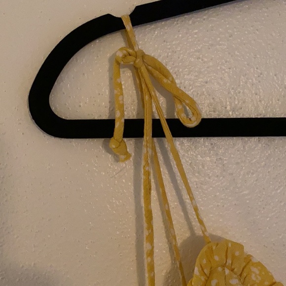 Yellow midi dress. Size medium - Picture 4 of 6